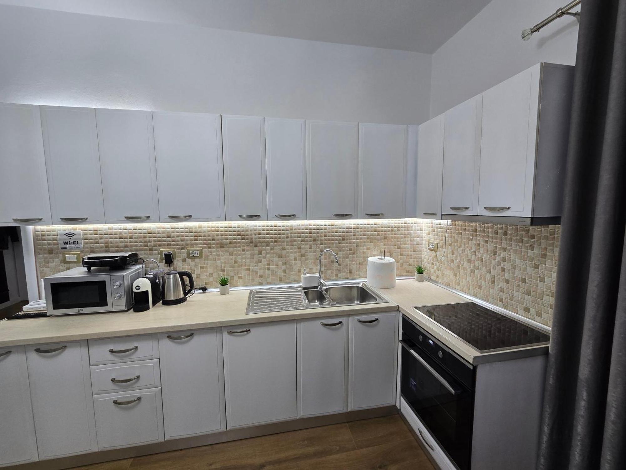 Ideal Home Шкодер Номер фото
