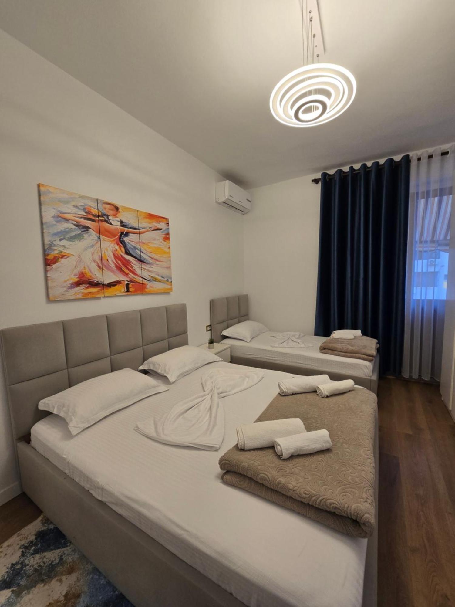 Ideal Home Шкодер Экстерьер фото